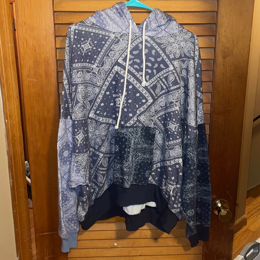 American Eagle Sweatshirt